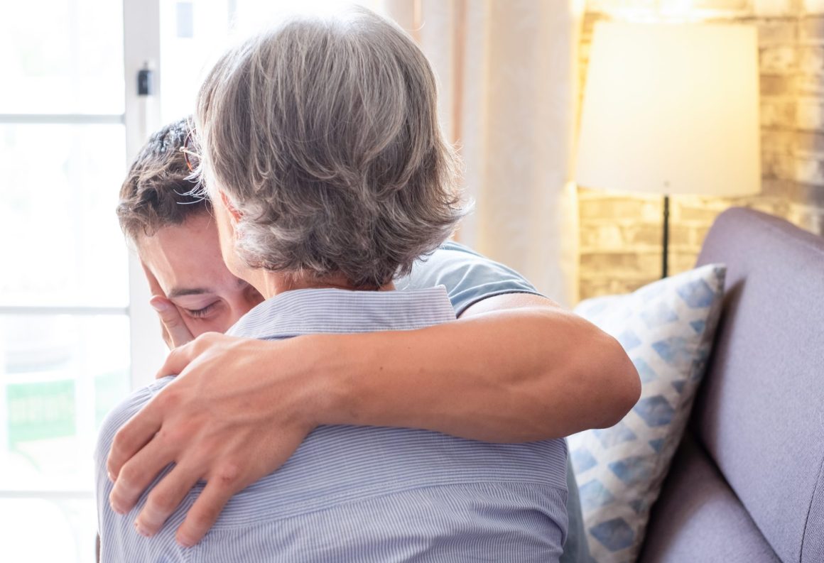 ¿Cómo afecta la soledad en las personas mayores? | Situ