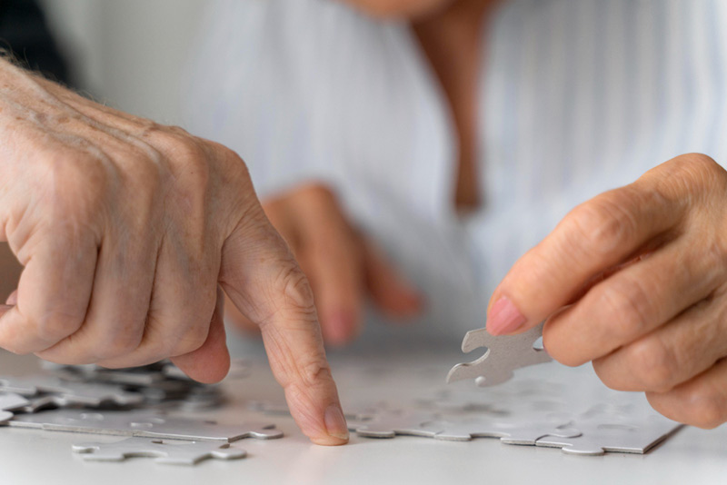 cuál es la diferencia entre demencia senil y alzhéimer