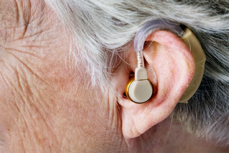 la audición en el adulto mayor