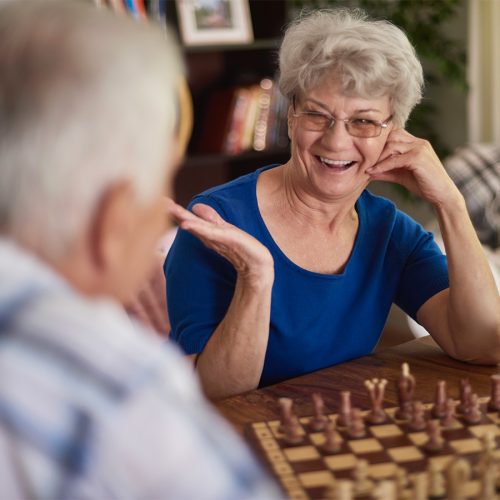 Estimulación cognitiva en el adulto mayor: beneficios y actividades