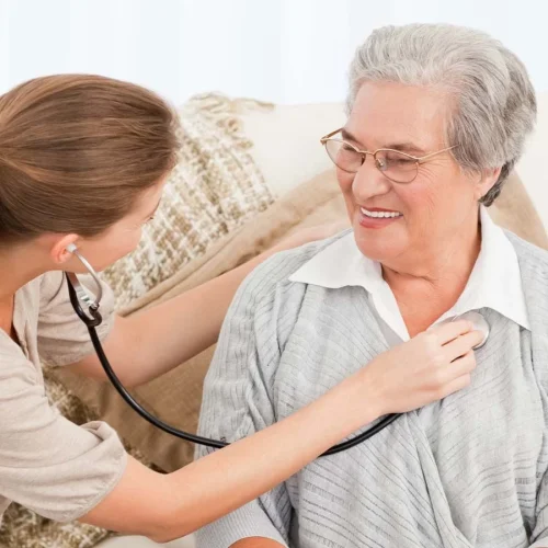 asistencia al adulto mayor