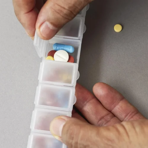 Guía administración medicamentos adulto mayor